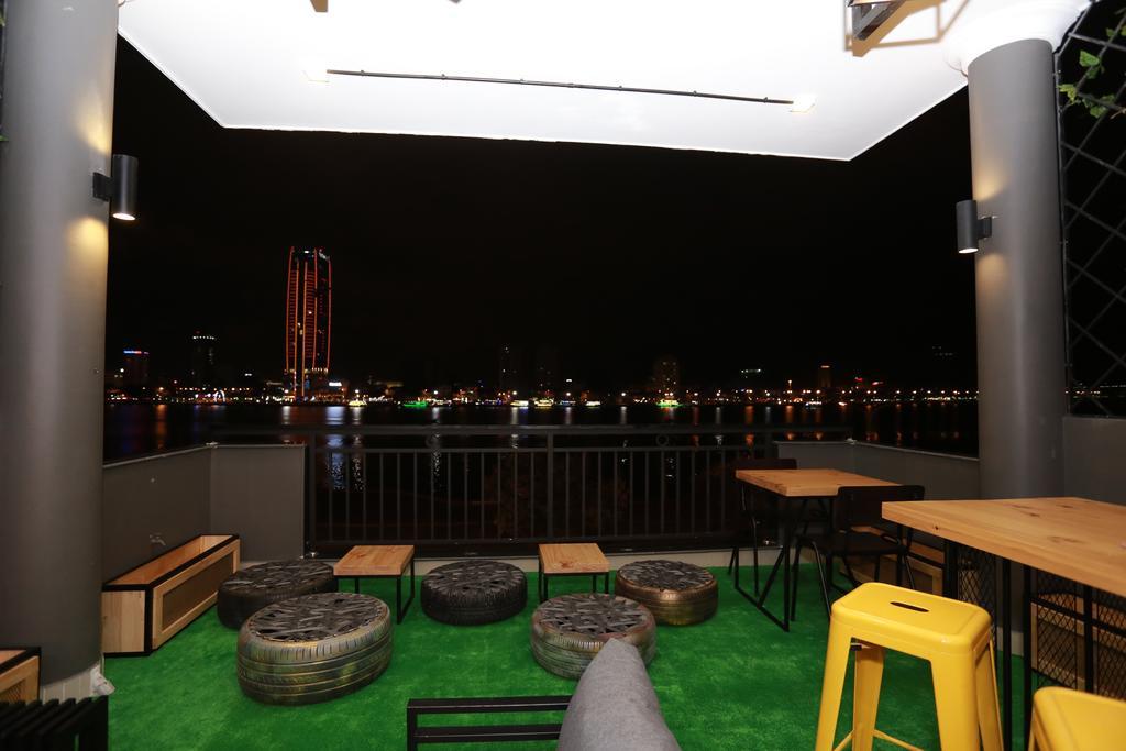 Barney'S Danang Backpackers Hostel ภายนอก รูปภาพ