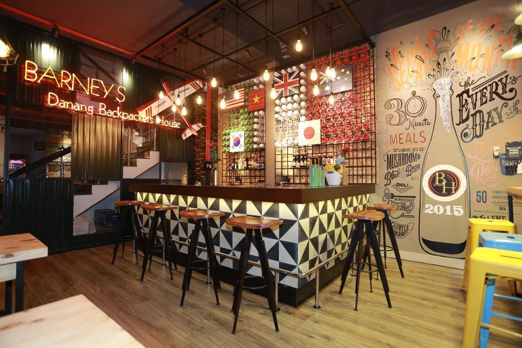 Barney'S Danang Backpackers Hostel ภายนอก รูปภาพ