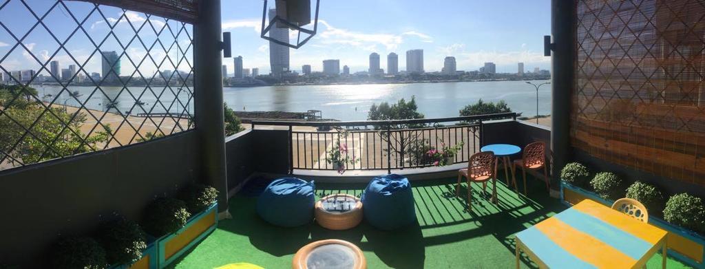Barney'S Danang Backpackers Hostel ภายนอก รูปภาพ