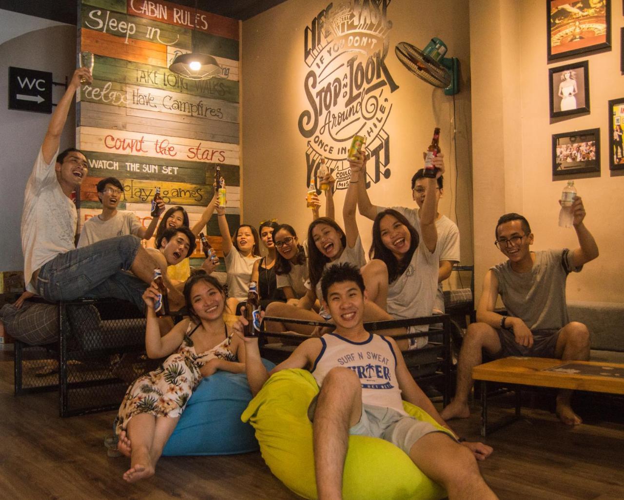 Barney'S Danang Backpackers Hostel ภายนอก รูปภาพ