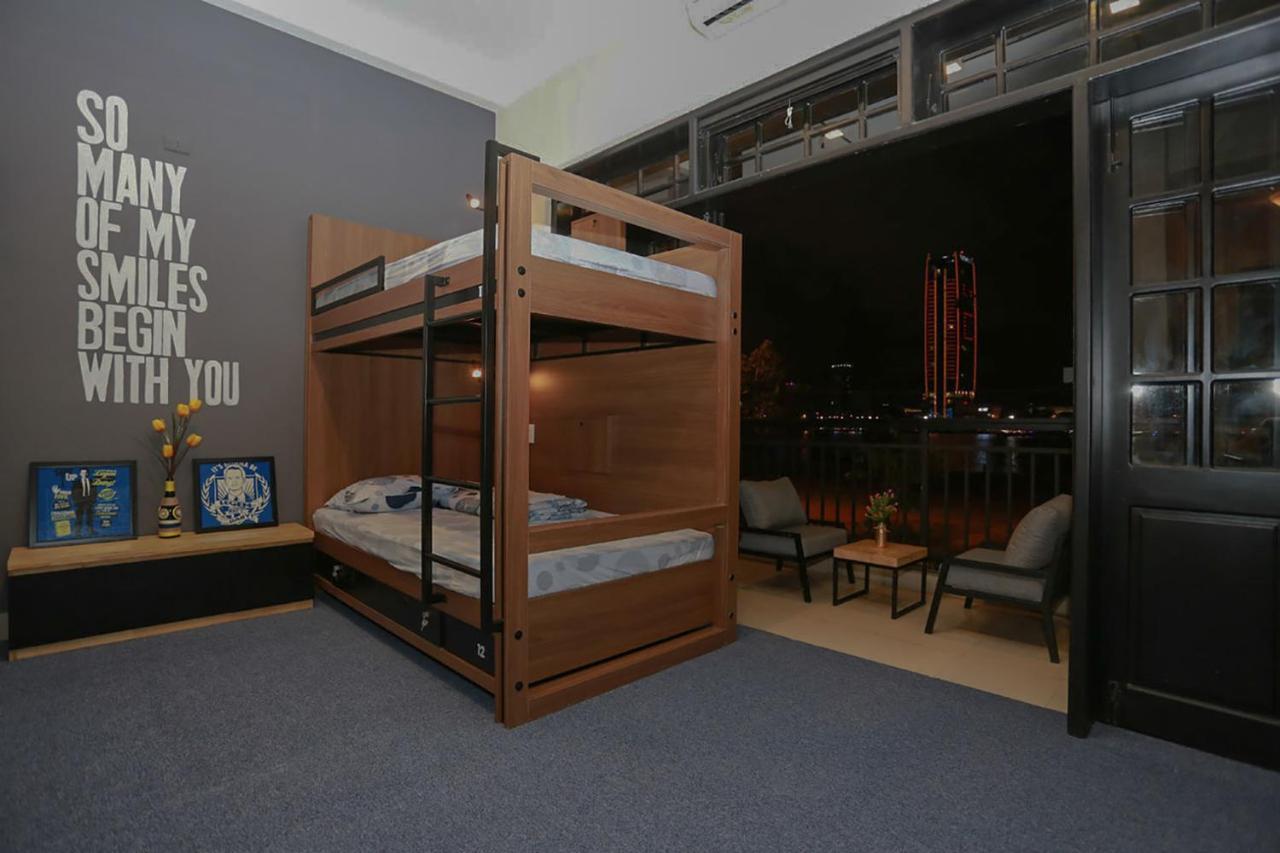 Barney'S Danang Backpackers Hostel ภายนอก รูปภาพ