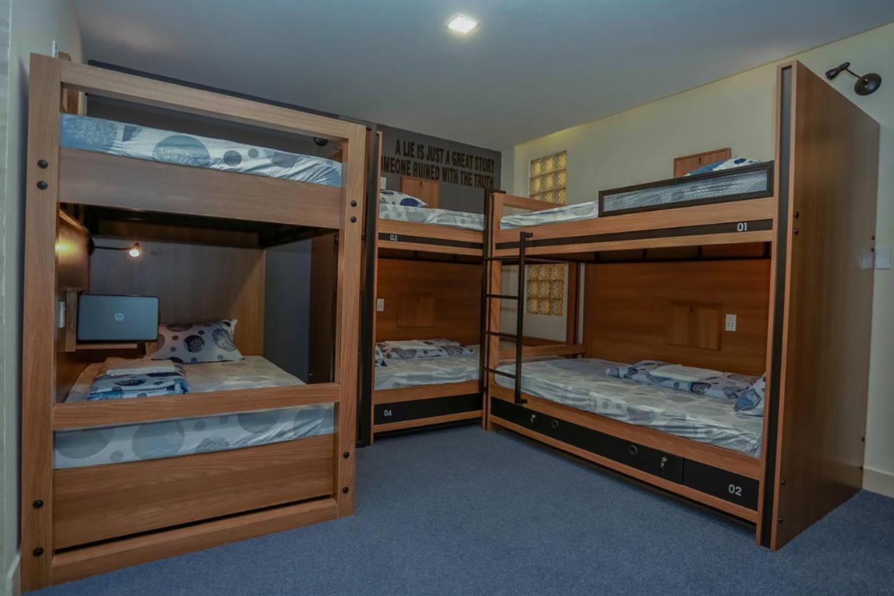 Barney'S Danang Backpackers Hostel ภายนอก รูปภาพ